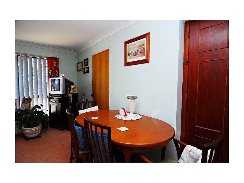 1 Clover Court, Regents Park QLD 4118