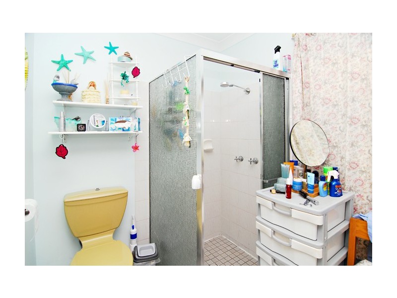 1 Clover Court, Regents Park QLD 4118