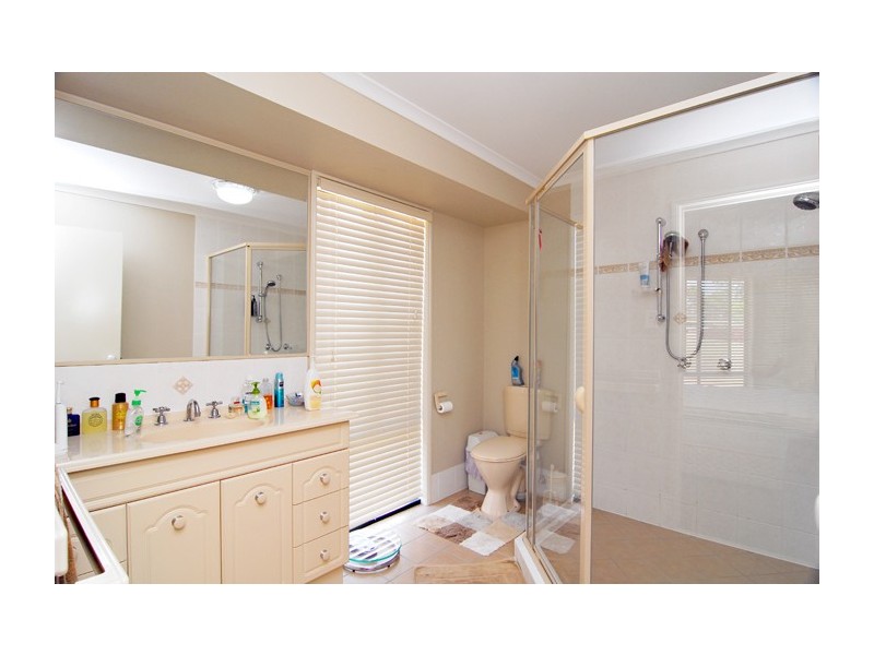 5-7 Laurina Drive, New Beith QLD 4124