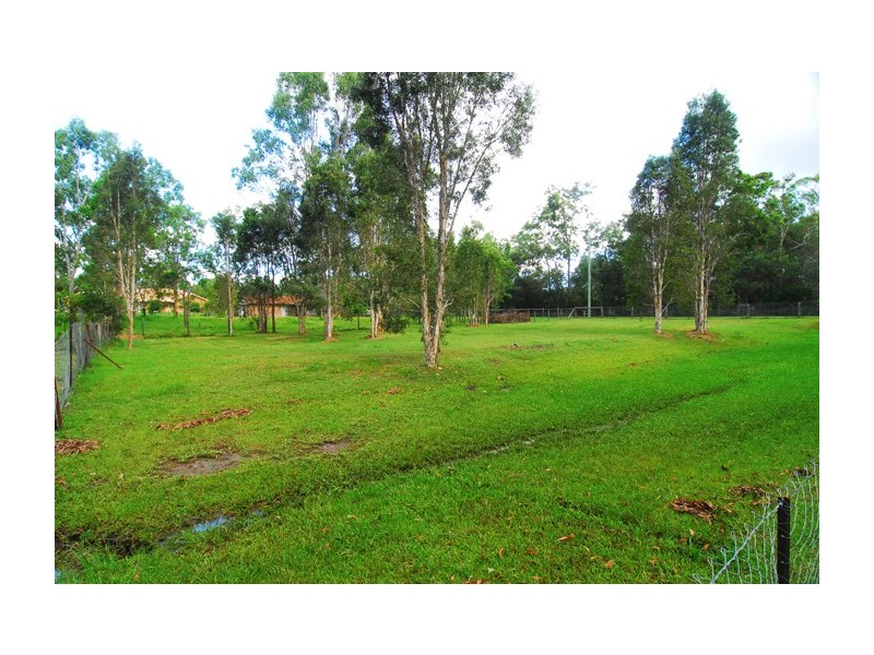 114-116 Moody Road, Greenbank QLD 4124