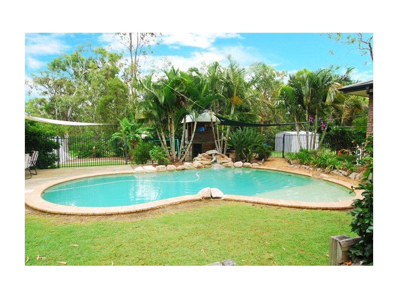 1 Chipalee Court, Greenbank QLD 4124