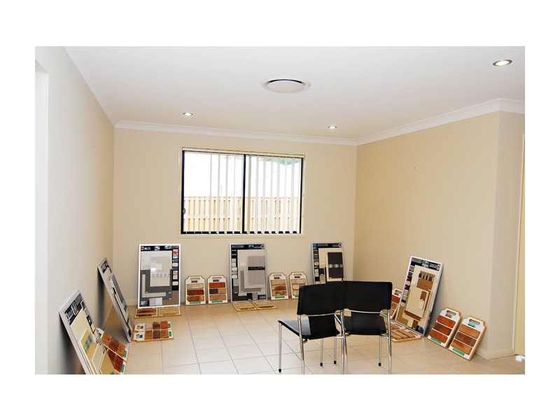 32 Holterman Place, Redbank Plains QLD 4301