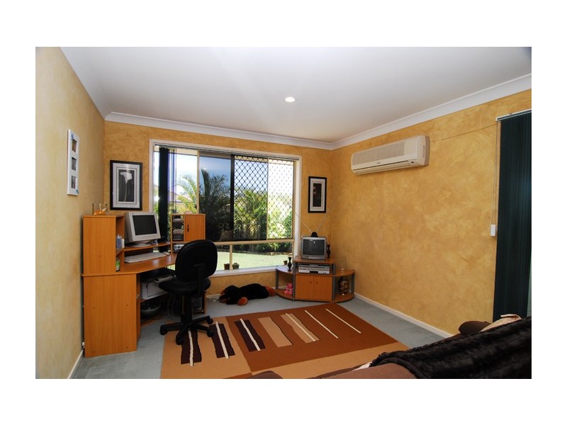 13 Buckland Court, Collingwood Park QLD 4301