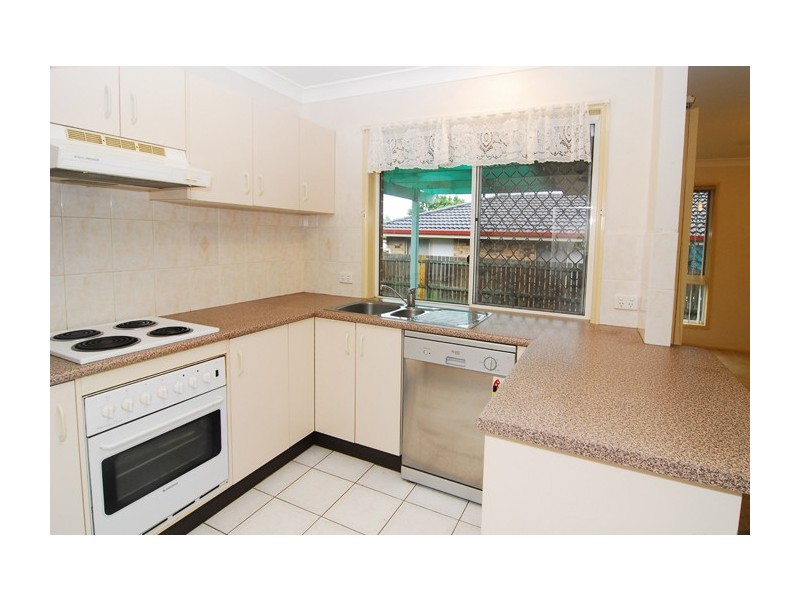 7 Talty Rise, Regents Park QLD 4118