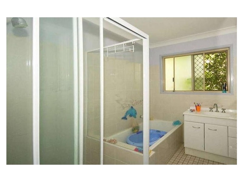 15 Melbury Street, Browns Plains QLD 4118