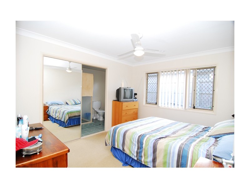 30 Khoo Place, Calamvale QLD 4116