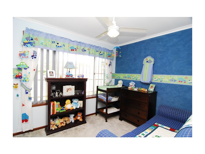 18 Lollard Street, Hillcrest QLD 4118