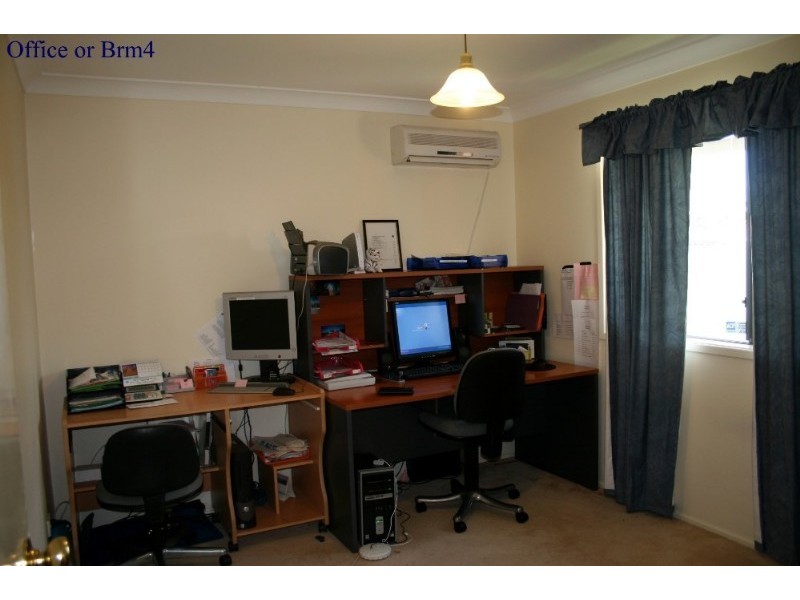 70 Dampier Crescent, Drewvale QLD 4116