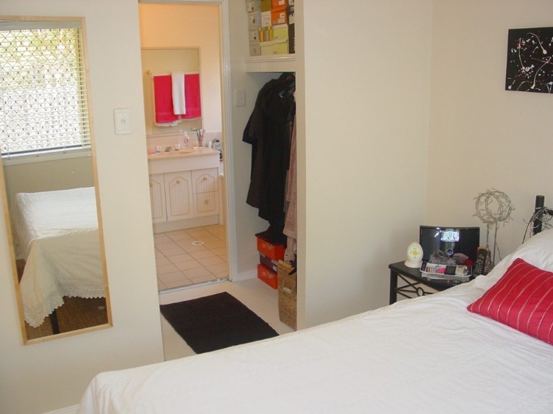 16 Antrim Street, Acacia Ridge QLD 4110