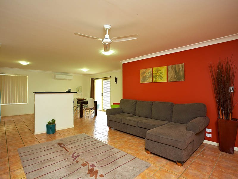 7 Barber Court, Waterford QLD 4133