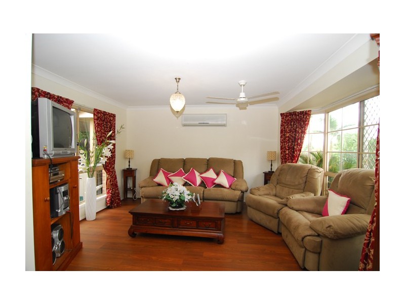 30 Myall Street, Crestmead QLD 4132