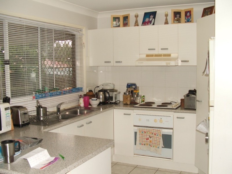 7 Rosegum Rise, Regents Park QLD 4118