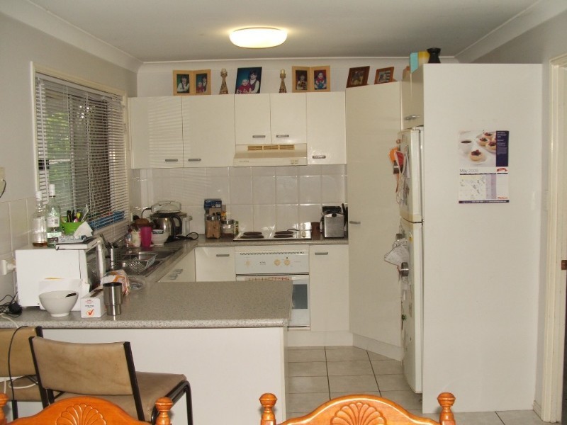 7 Rosegum Rise, Regents Park QLD 4118