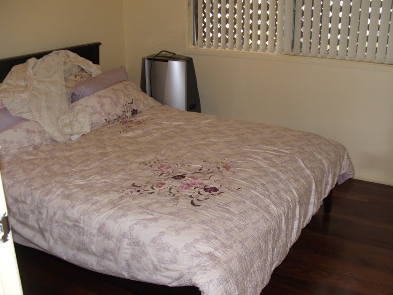 98 Ewing Road, Logan Central QLD 4114