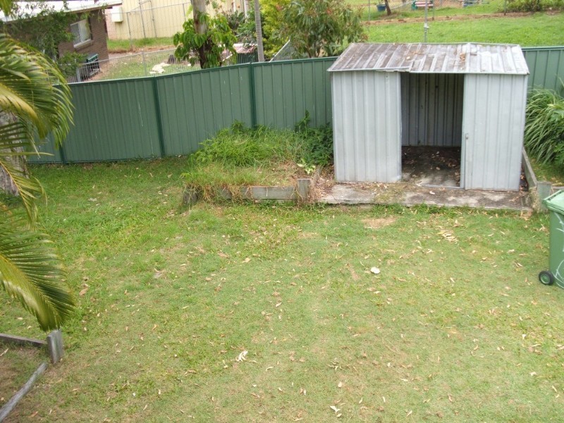 98 Ewing Road, Logan Central QLD 4114