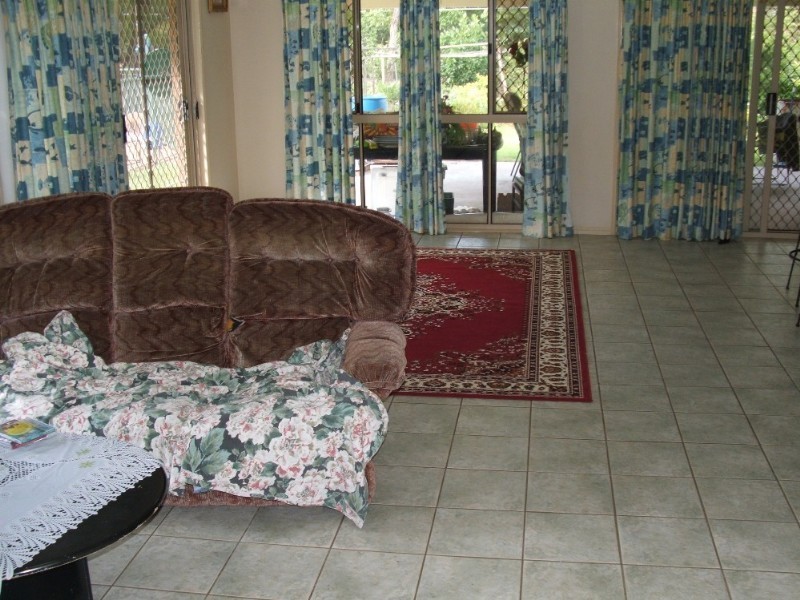 3 Belvedere Drive, Park Ridge QLD 4125