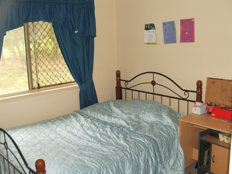 3 Belvedere Drive, Park Ridge QLD 4125