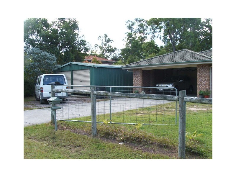 3 Belvedere Drive, Park Ridge QLD 4125