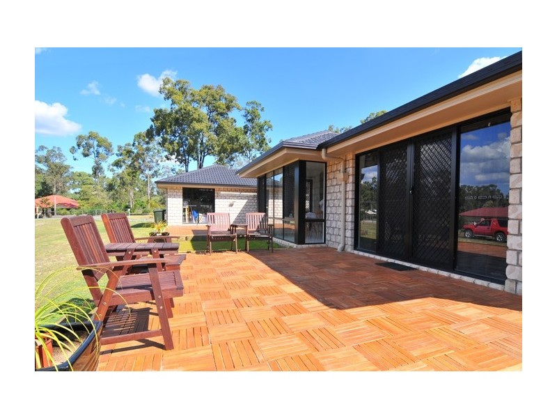 12-14 Quartz Close, Greenbank QLD 4124