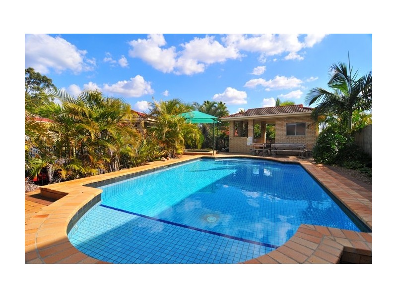 16/10 Lawrence Close, Robertson QLD 4109