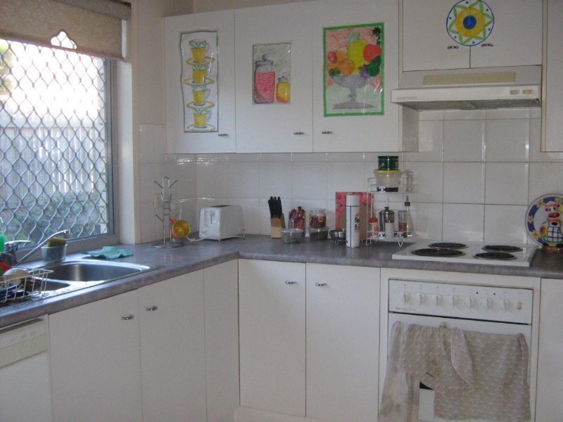 16/10 Lawrence Close, Robertson QLD 4109