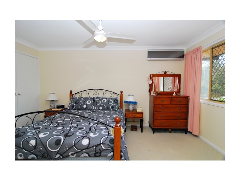 4/6 Peverell Street, Hillcrest QLD 4118