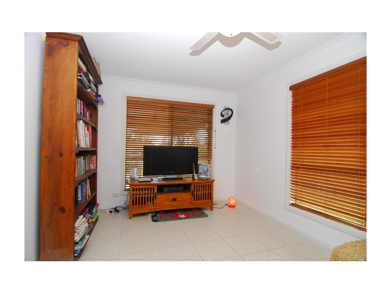 65 Julie Street, Crestmead QLD 4132