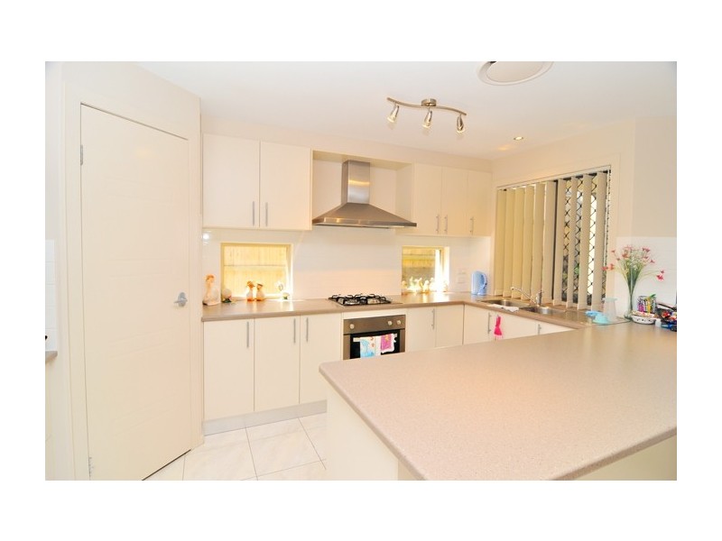 24 Carnarvon Court, Waterford QLD 4133