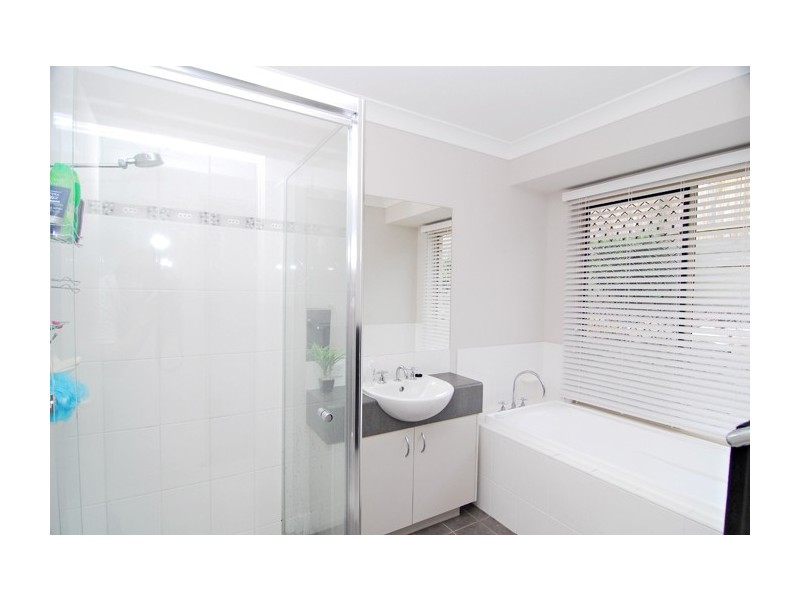 13 Greta Court, Camira QLD 4300