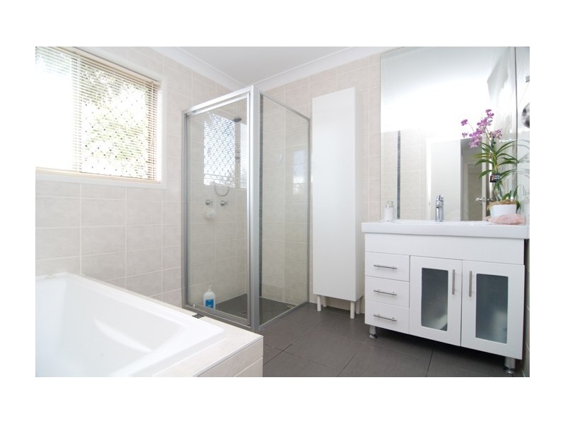 8 Gatland Court, Boronia Heights QLD 4124