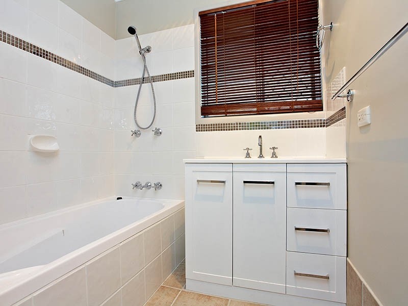 49 Herriman Court, Jimboomba QLD 4280