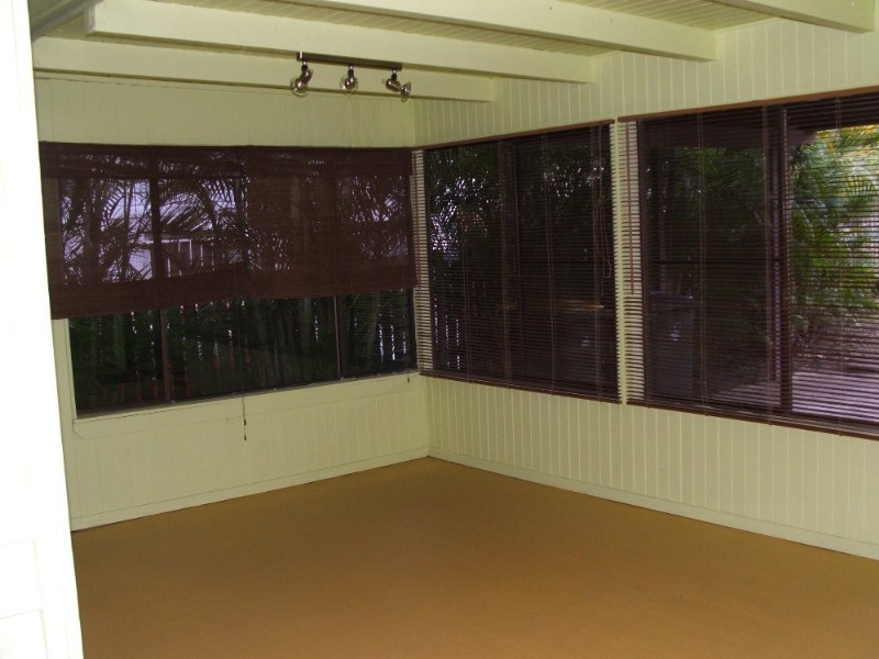 42 Blackheath Road, Oxley QLD 4075