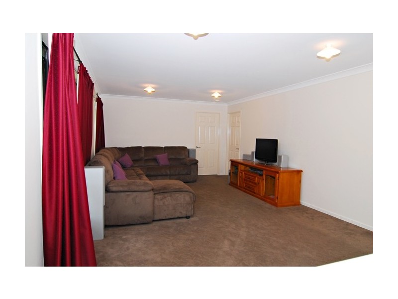 159 Spinebill Drive, Greenbank QLD 4124