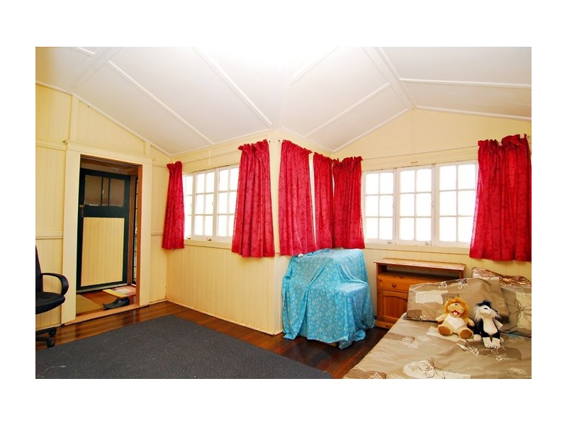 28-32 Beryl Parade, North Maclean QLD 4280