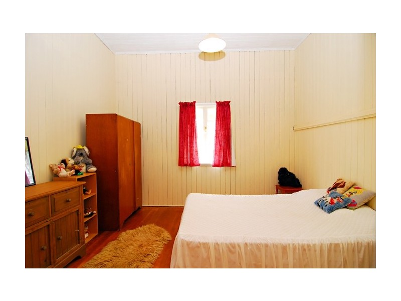 28-32 Beryl Parade, North Maclean QLD 4280