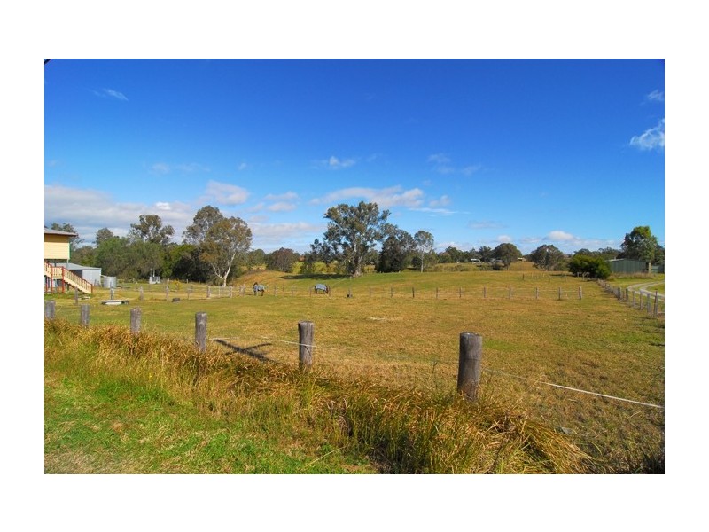 28-32 Beryl Parade, North Maclean QLD 4280