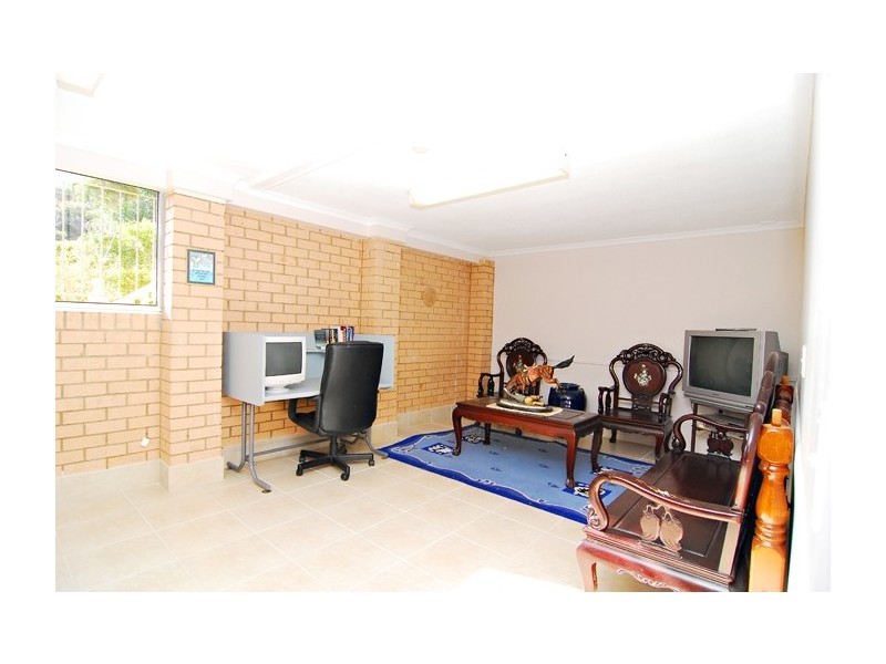 23 Karen Street, Camira QLD 4300
