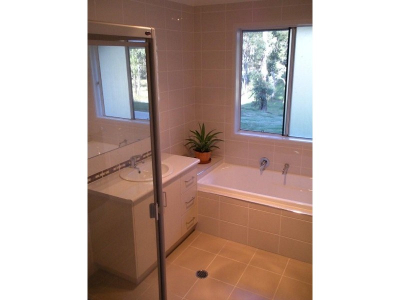 420 Spring Mountain Drive, Greenbank QLD 4124