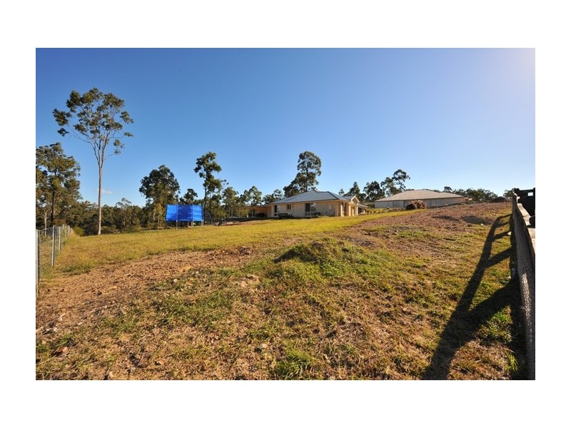 128 Spinebill Drive, Greenbank QLD 4124