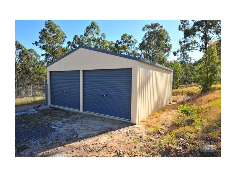 128 Spinebill Drive, Greenbank QLD 4124