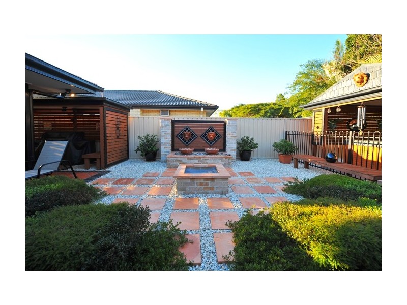 8 Zac Street, Marsden QLD 4132
