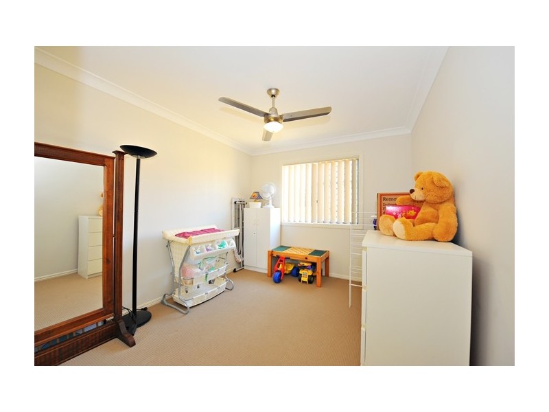2 Treeview Lane, Springfield Lakes QLD 4300