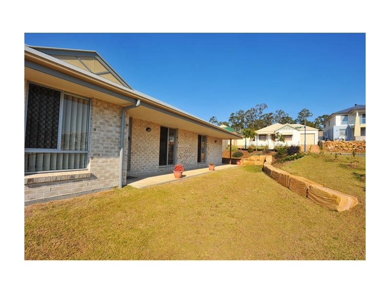 2 Treeview Lane, Springfield Lakes QLD 4300