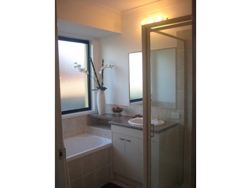 19 Yewleaf Place, Calamvale QLD 4116