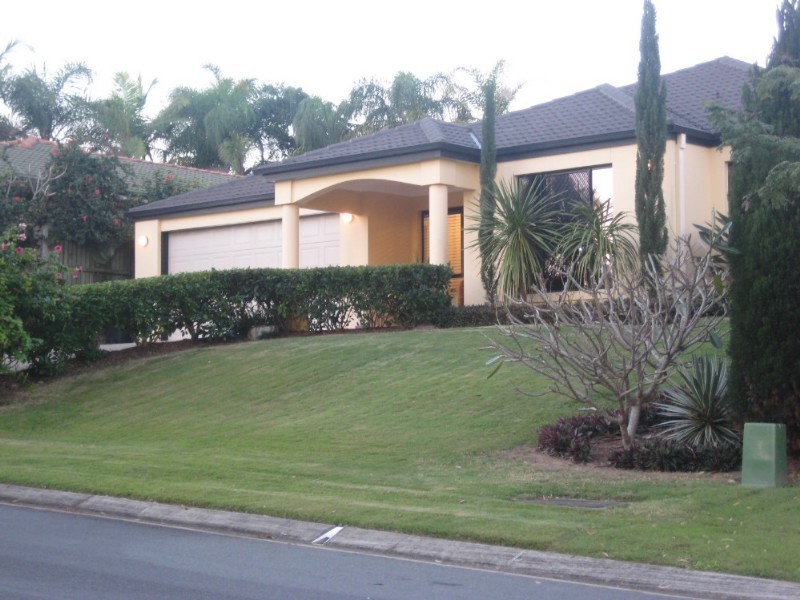 19 Yewleaf Place, Calamvale QLD 4116