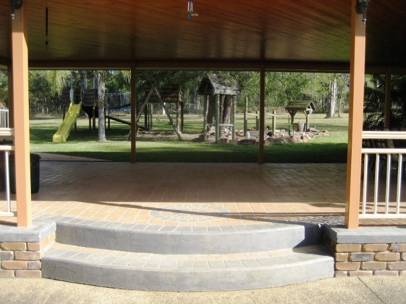 32 Hives Road, North Maclean QLD 4280