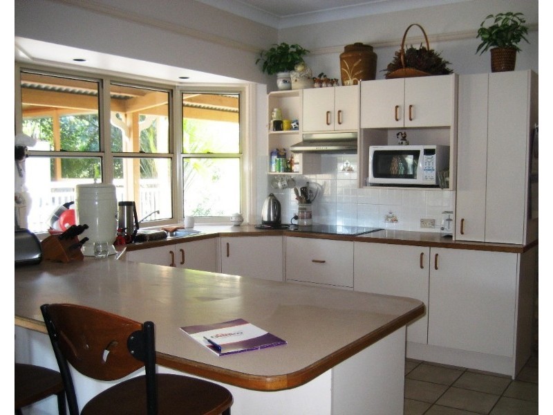 32 Hives Road, North Maclean QLD 4280
