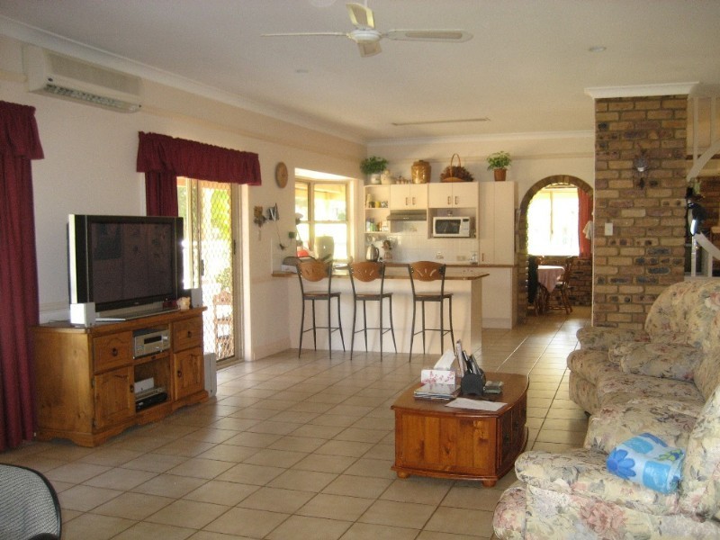 32 Hives Road, North Maclean QLD 4280