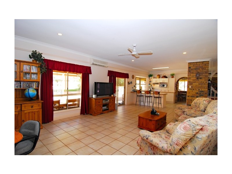 32 Hives Road, North Maclean QLD 4280