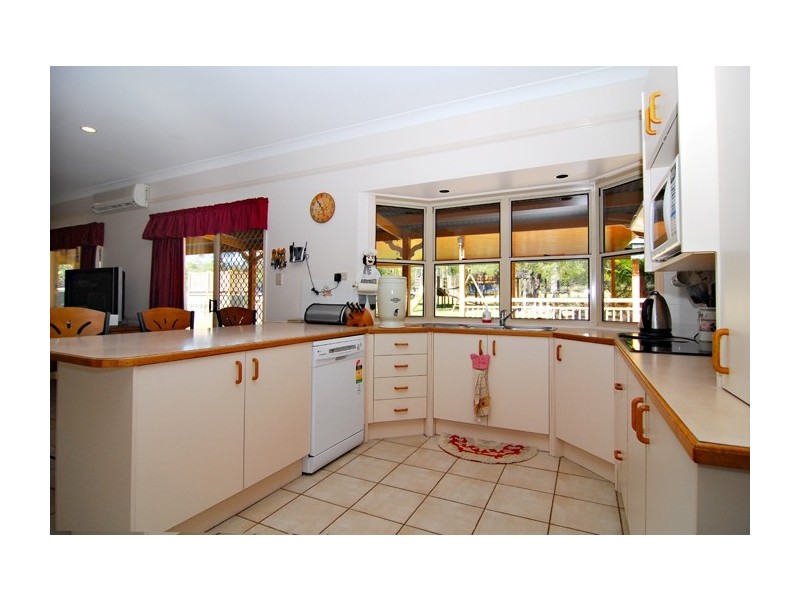 32 Hives Road, North Maclean QLD 4280